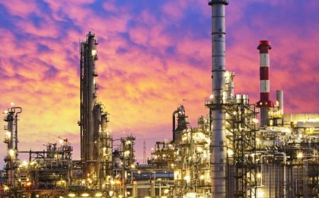 Dangote Refinery Halts Petrol Loading, Tanker Drivers Ordered to Leave Premises