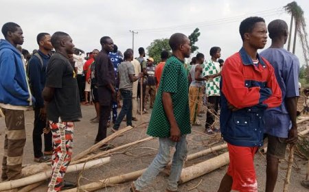 ZANGA-ZANGA TA ƁARKE A ONDO YAYIN DA MAZAUNA SUKA TOSHE HANYA SABODA YAWAN GARKUWA DA MUTANE
