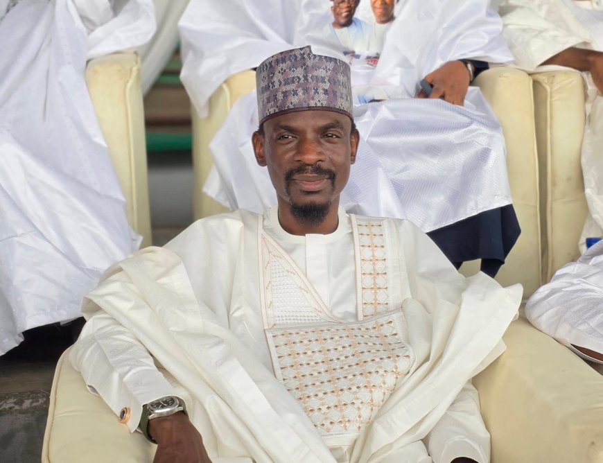 DSS Urged to arrest Buhari’s former aide, Bashir Ahmad over alleged link with terrórist