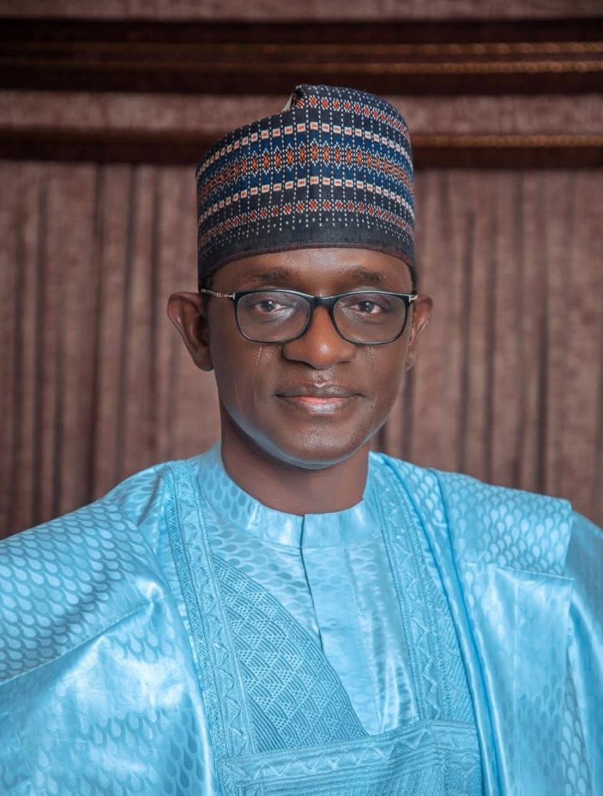 Gwamnan Jihar Yobe, Mai Mala Buni Ya Amince da Ɗaukar Sabbin Malaman Makaranta 1,700 Domin Inganta Ilimi