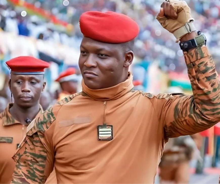 Shugaban Mulkin Soja na Burkina Faso Ya Soki Dimokuraɗiyya, Ya Nemi Jama’a Su Haƙura Da Ita