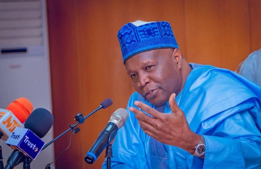 Breaking News: Gombe Governor Dissolves Cabinet to Enable Political Aspirations