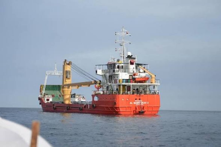U.S. Moves to Blockade Iran-Linked Shipping in Strait of Hormuz as Talks Collapse
