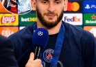 Khvicha Kvaratskhelia after winning the UEFA Champions League Player of the Season award