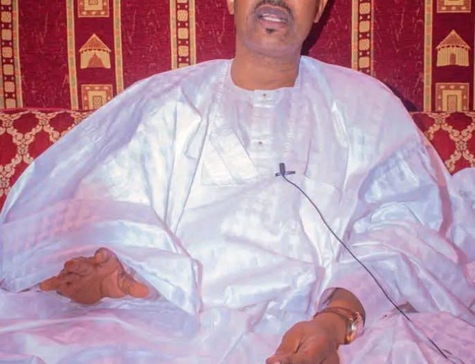DA DUMI-DUMINSA: Kotu Ta Bada Umarnin Gwanjon Kadarorin Sirikin Tsohon Shugaban Kasa Buhari Bisa Taurin Bashi