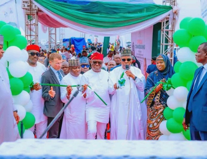 Tinubu Pledges to Make Abuja a Capital Worthy of Nigeria’s Growing Population, Commissions Major Road Project