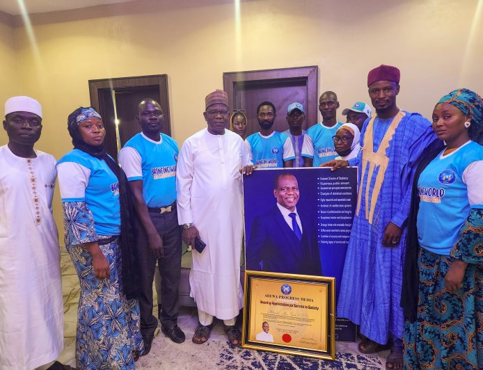 Kungiyar Arewa Progressive Media Ta Karrama Tsohon Daraktan Hukumar Ƙididdiga  a Jihar Gombe