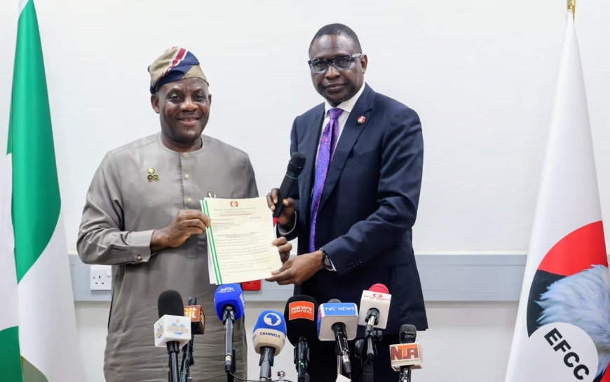 EFCC Hands Over 1,452 Recovered Hostel Items to Federal Ministry of Education